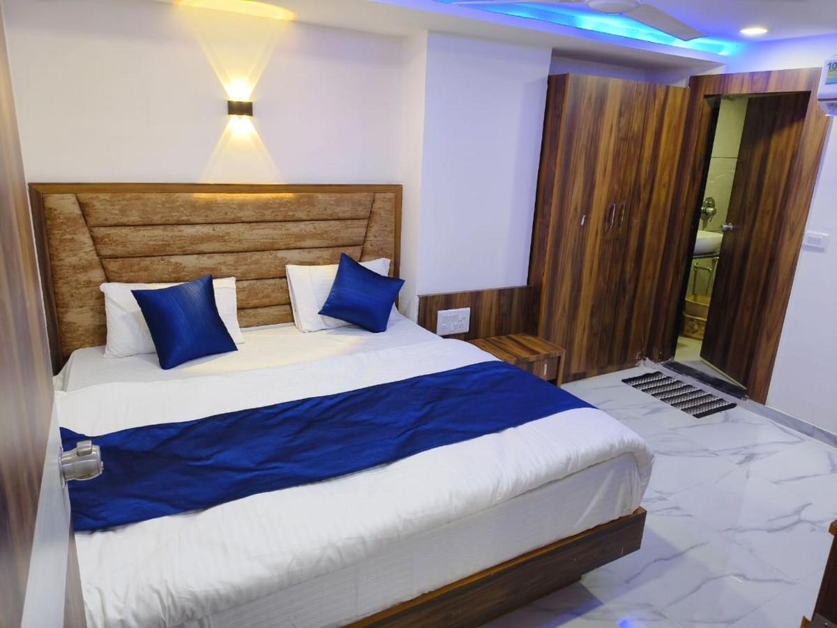 Hotel Ozone,Ahmedabad Exterior photo